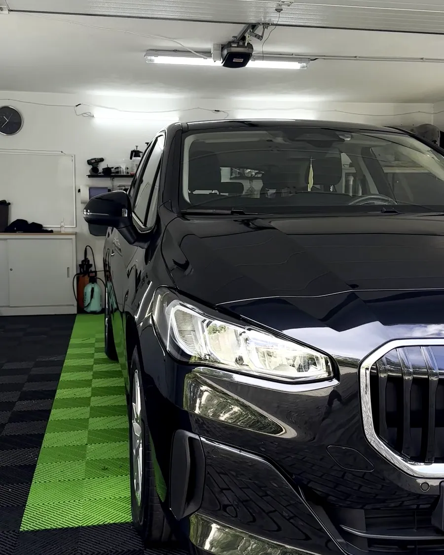 BMW Série 2 no estúdio, no dia da entrega